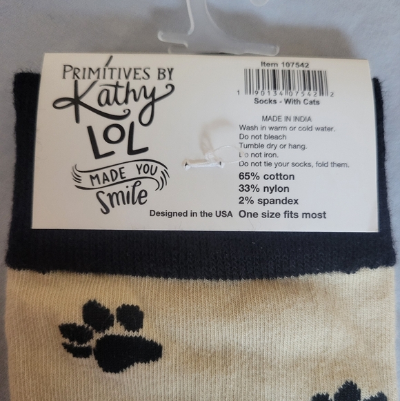 Cat and Flamingo Themed Sock Bundle - Picture 4 of 11